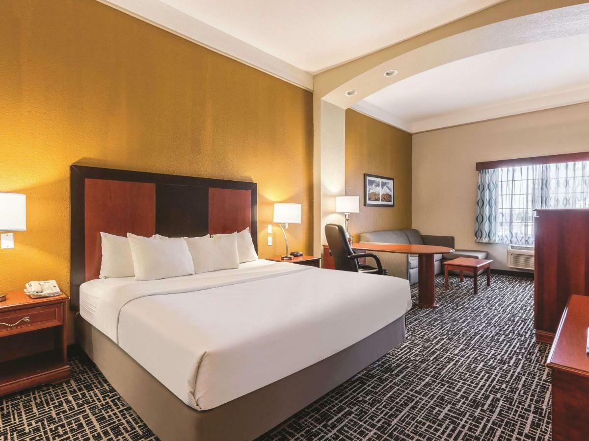 La Quinta By Wyndham Deming